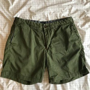 JCrew Size 33 7" Stretch Shorts in Green